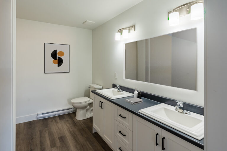 Ensuite Bathroom | Perfect Pear | Brison Developments