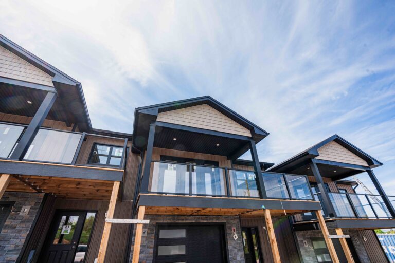 New Valley Homes